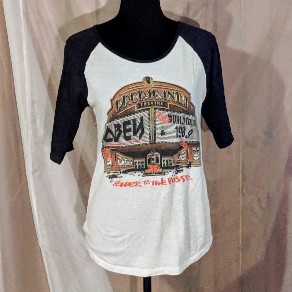 Obey World Tour Raglan Baseball Tee Size Medium